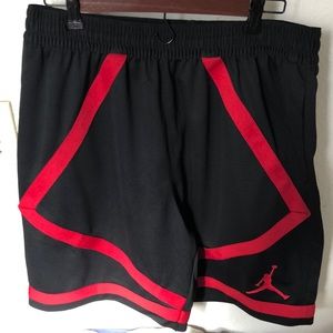 Preowned Jordan shorts size XL